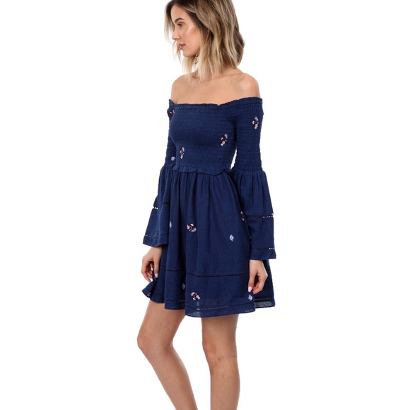 Free People Bell Sleeve Off Shoulder Dress NWOT - Picture 3 of 6